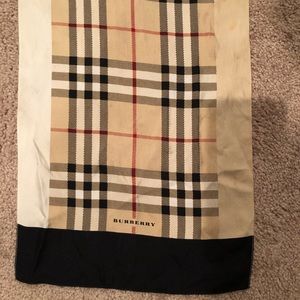 Burberry scarf Authentic